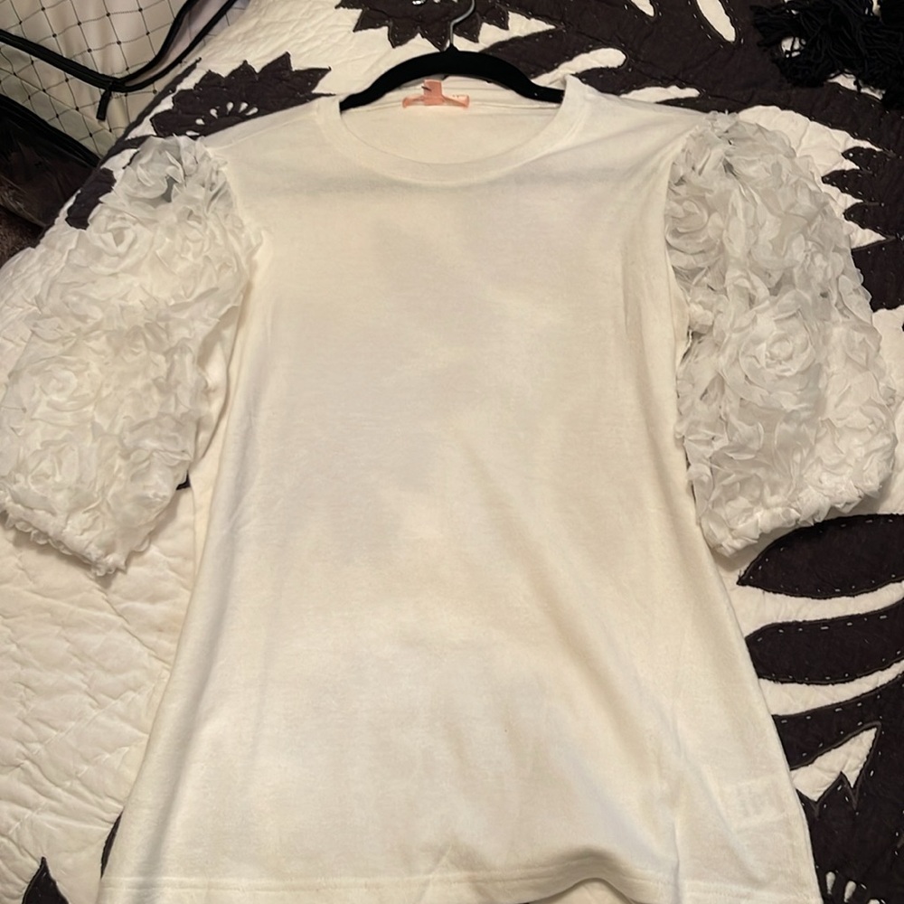 Flower Contrast Sleeve Sweater Short Sleeve Top - Picture 6 of 8